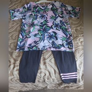 Adidas Girl's Two Piece T-shirt and Leggings